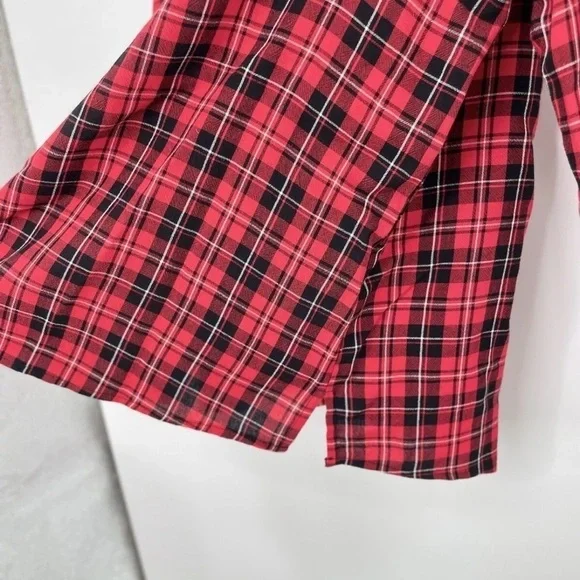 MEDIUM Loft Women's Plaid Ruffle Cuff Blouse
Top - Picture 7 of 14